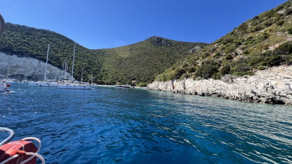 One House Bay - attraction photo 4