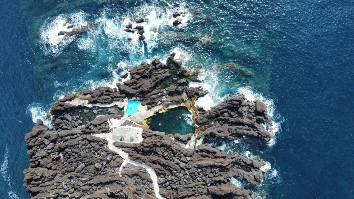 Faial - city photo 1