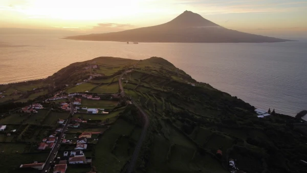 Faial - city photo 3