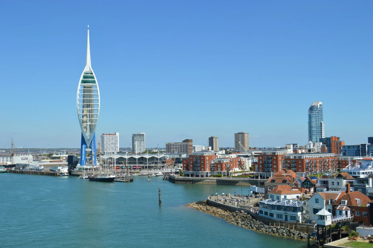 Portsmouth - фото города 1