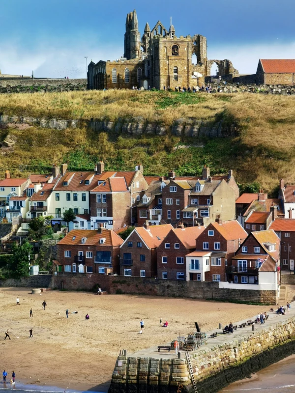 Whitby - city photo 4