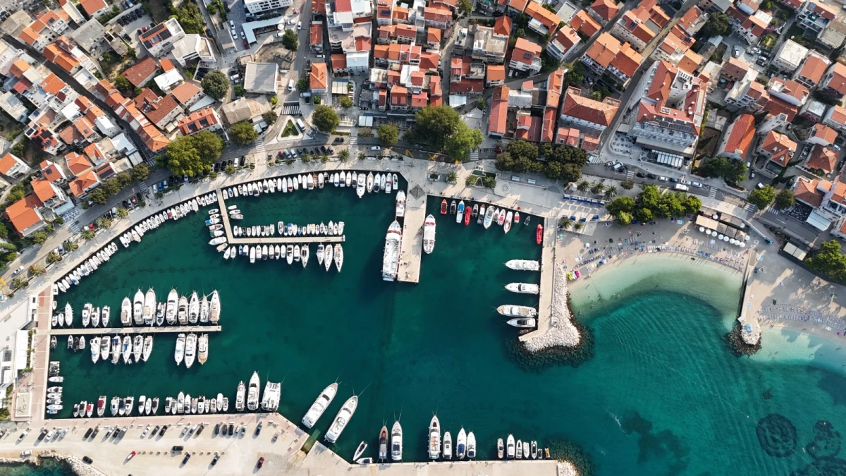 Marina Baška Voda - фото марины 1
