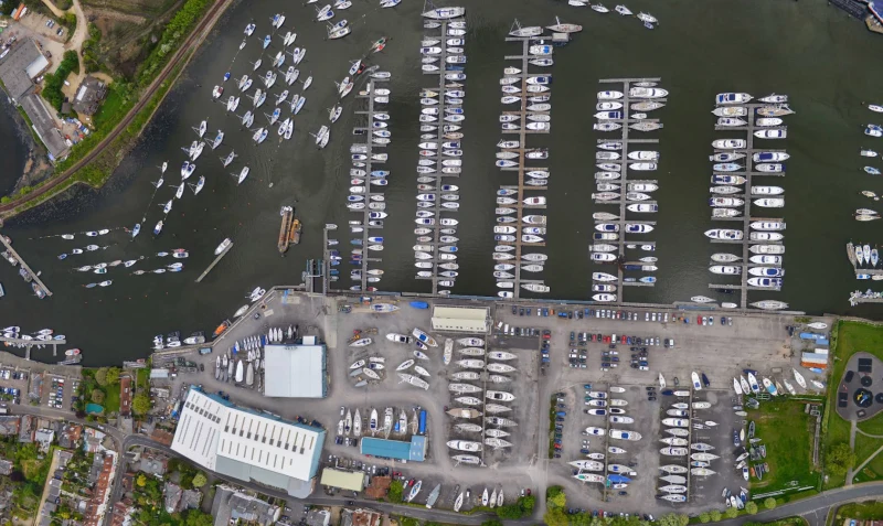 Berthon Lymington Marina - фото марины 2