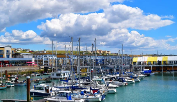 Brighton Marina Outer Harbour - фото марины 3