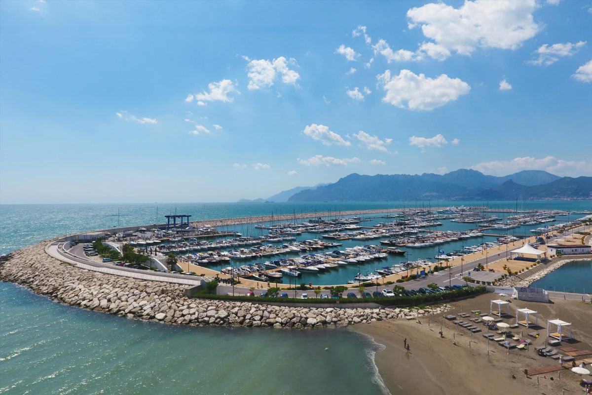 Marina d'Arechi - фото марины 1