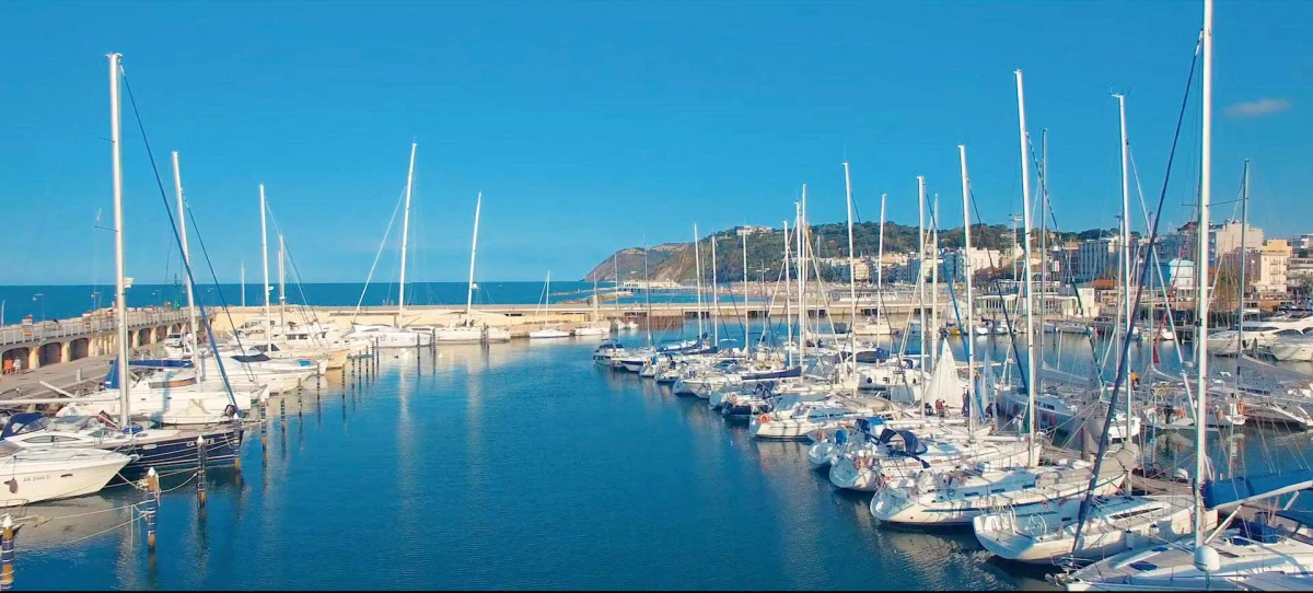 Marina Di Cattolica - jahtsadama foto 1