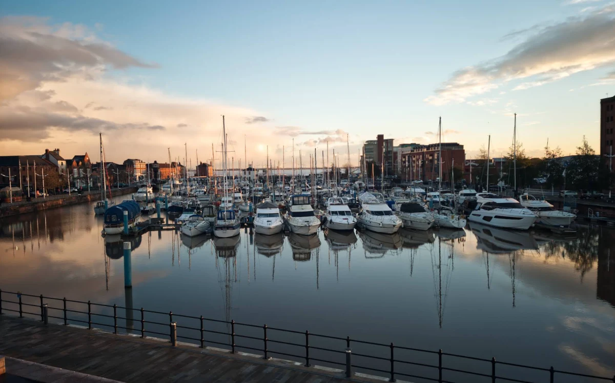 Hull Waterside & Marina - marina photo 1