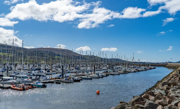 Largs Yacht Haven - фото марины 3