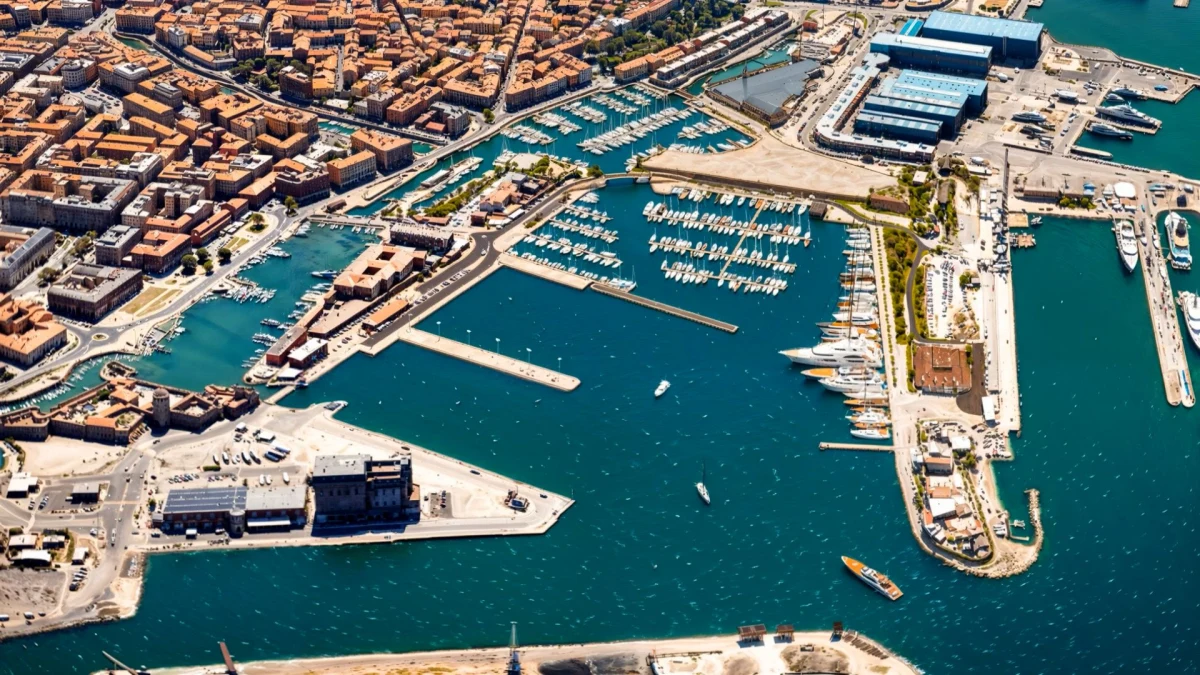 Marina Livorno - фото марины 1