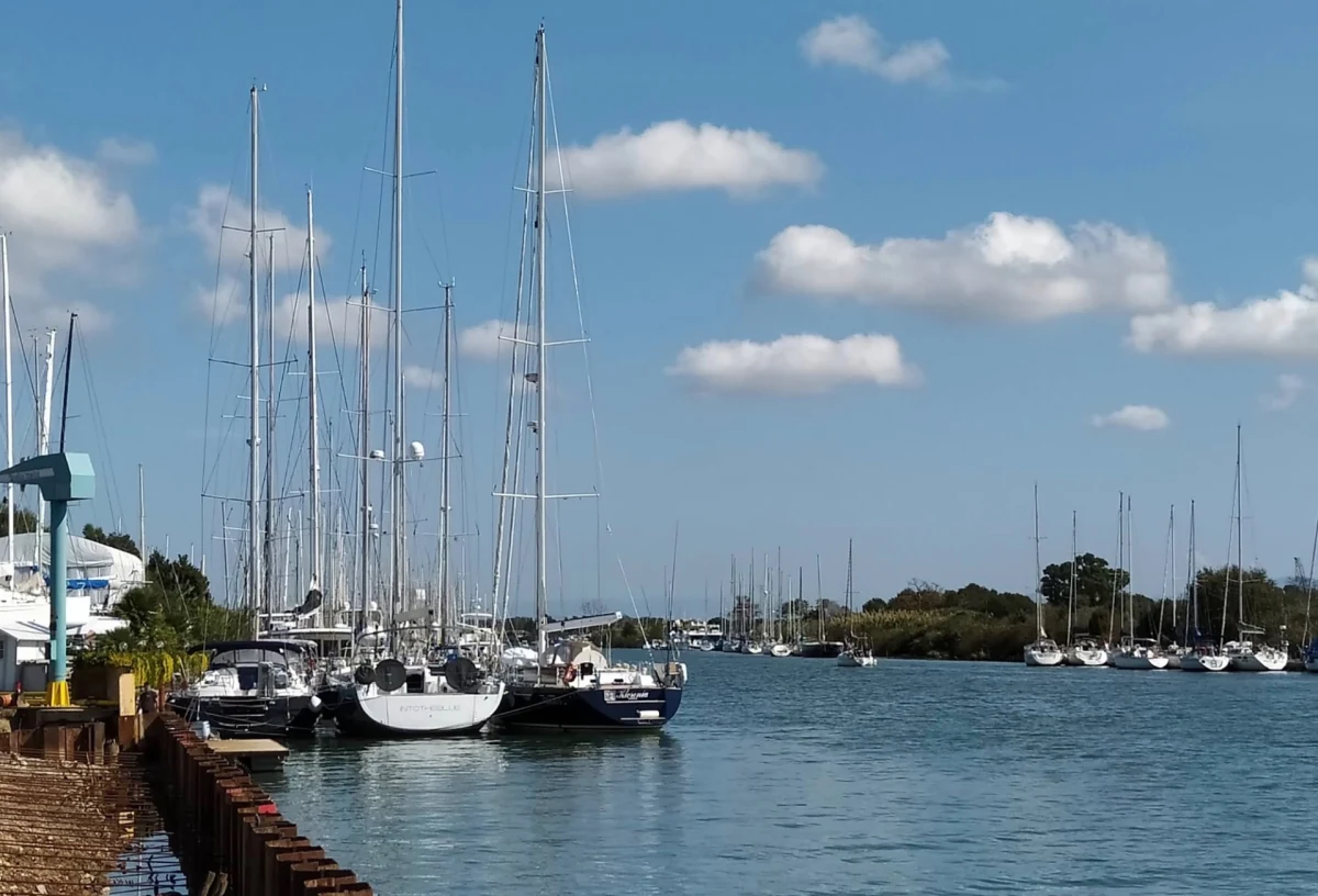 Nautilus Marina - фото марины 1
