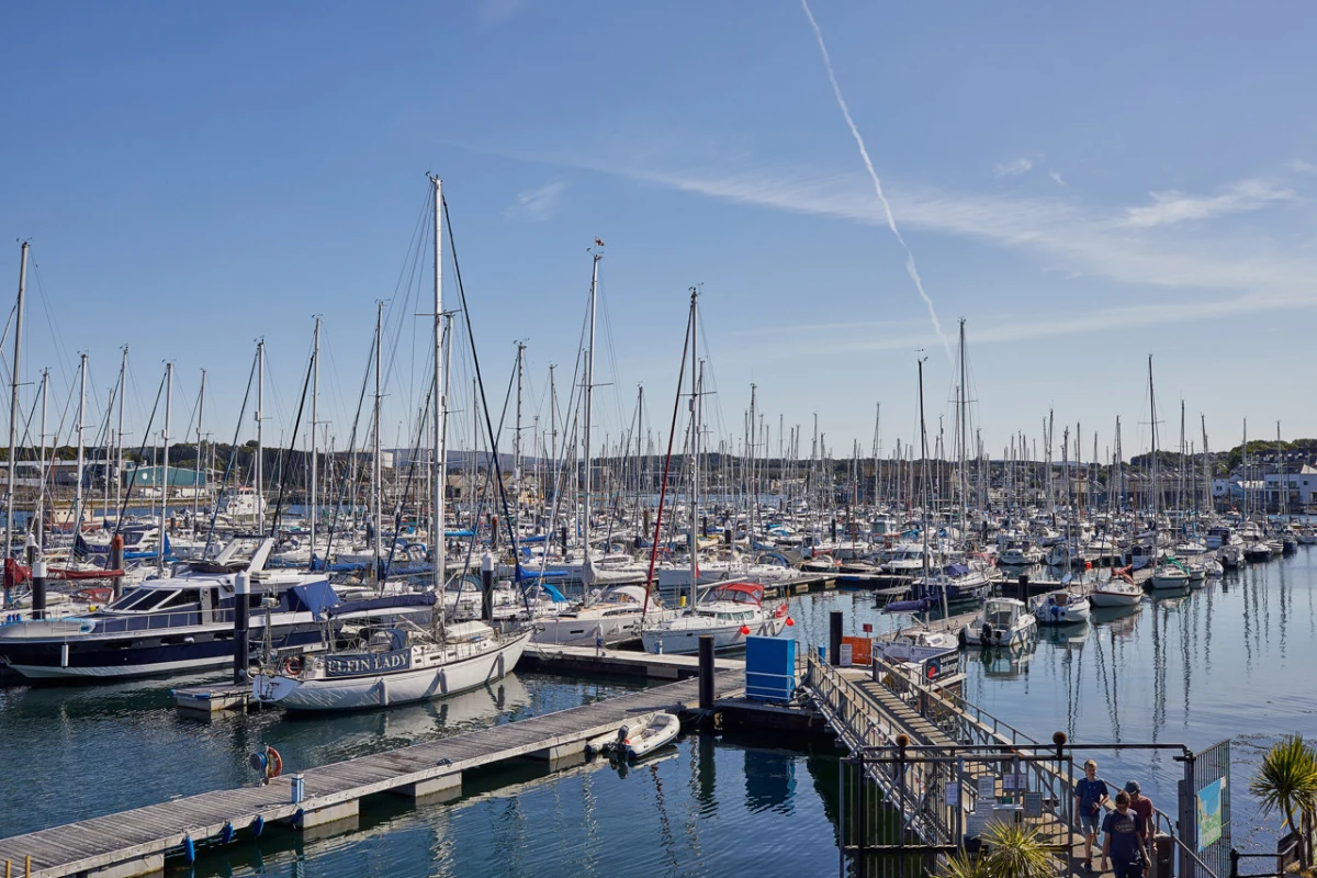 Plymouth Yacht Haven - фото марины 1