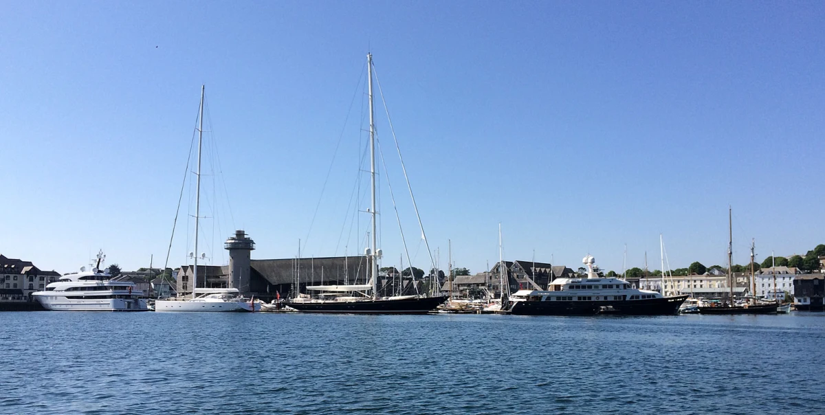 Port Pendennis Marina - фото марины 1
