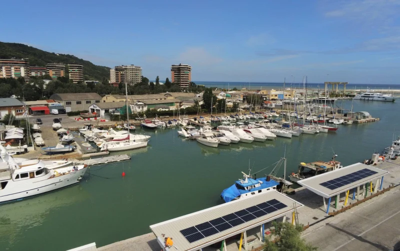 Porto di Pesaro - фото марины 2