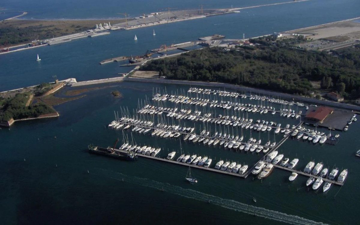 Marina San Felice - marina photo 1