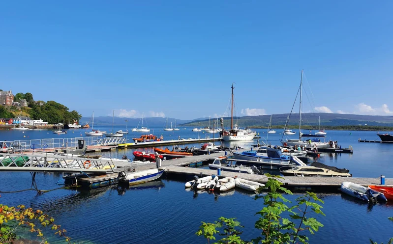 Tobermory Harbour - фото марины 2