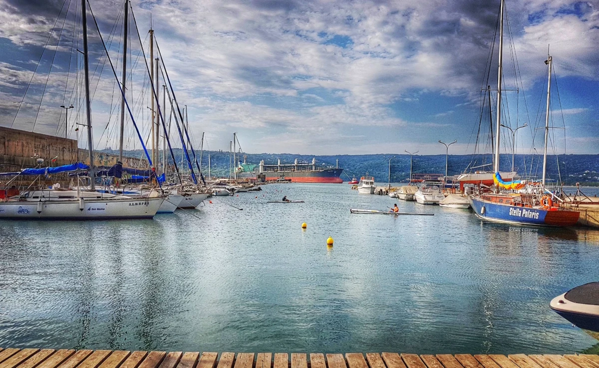 Yacht Club Kap. G. Georgiev - Port Varna - jahtsadama foto 1