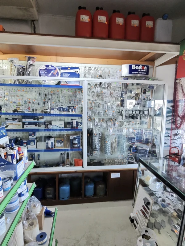 Bait & Tackle - store photo 4