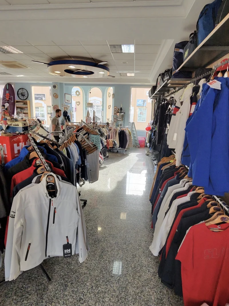 Franc Naval - store photo 2