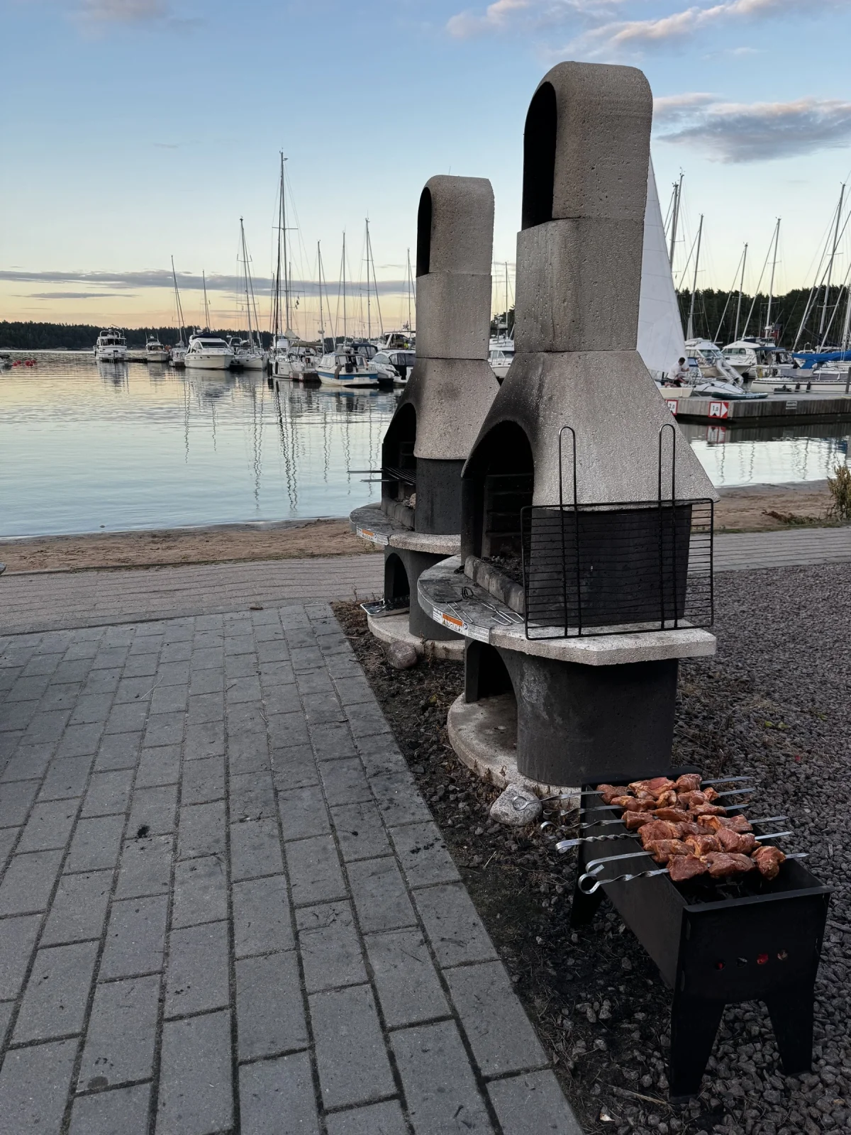 Grill Place on the Shore - store photo 1