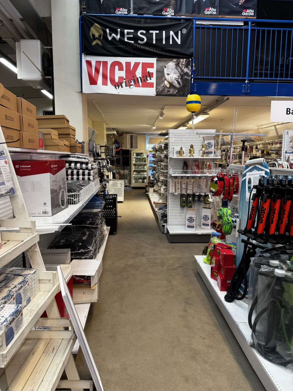 Large Construction Store - store photo 1