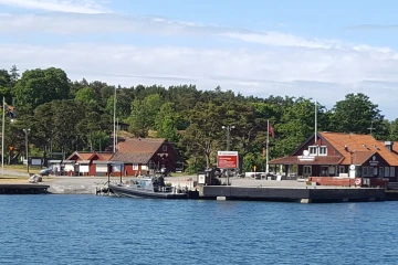 Utö Guest Harbor