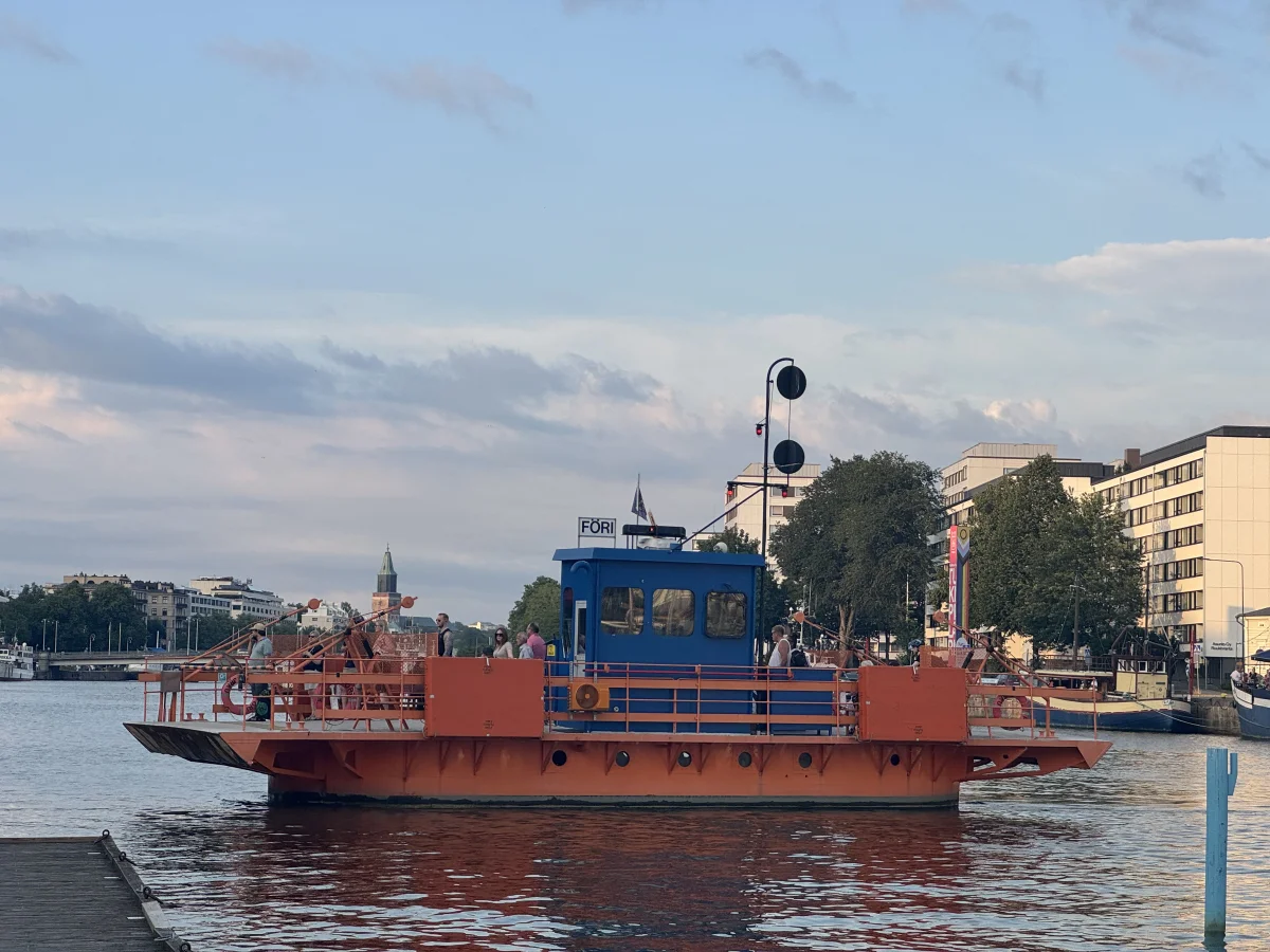 Ferry Stop - фото достопримечательности 1