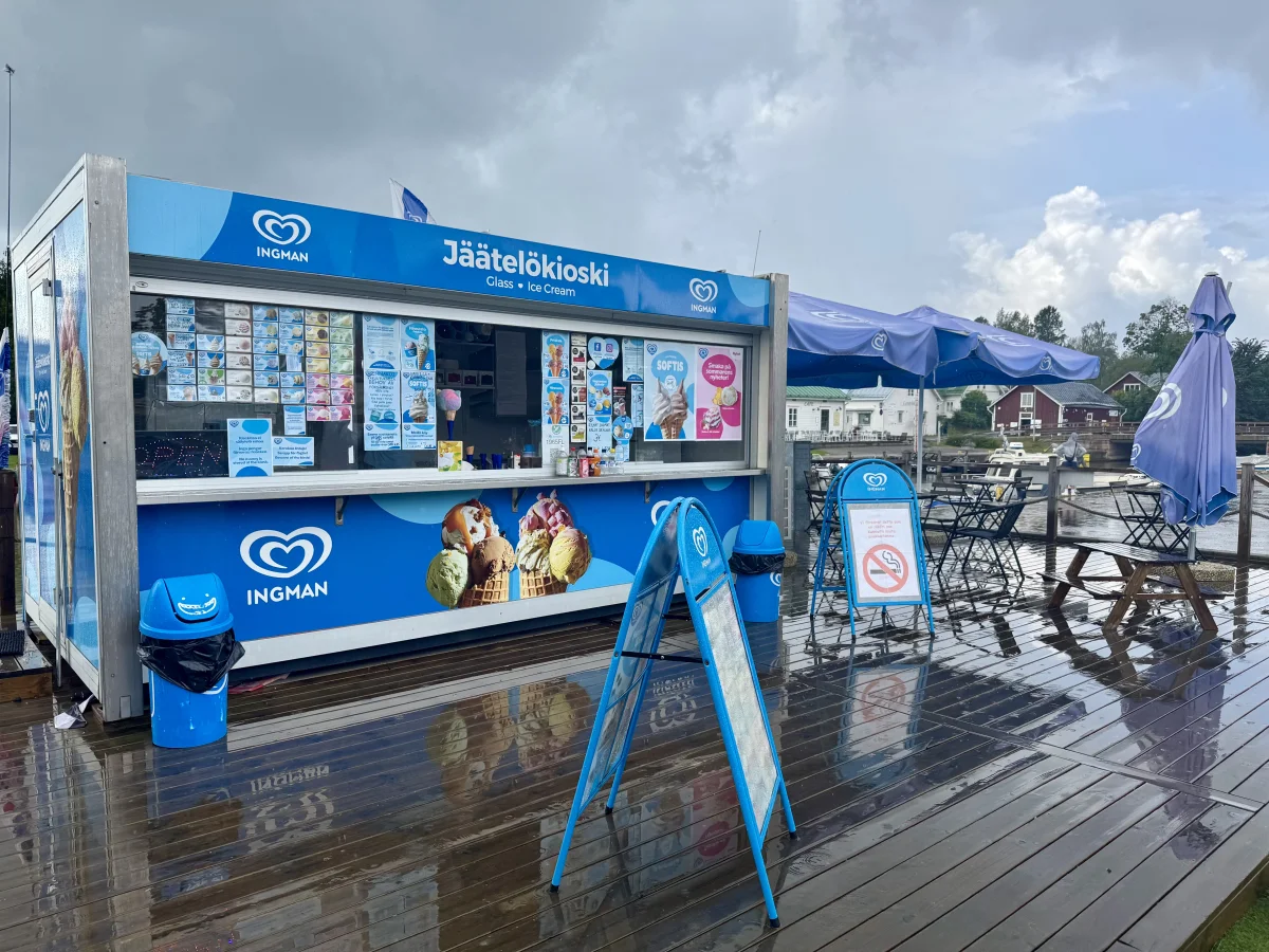 Ingman Ice Cream Kiosk in Inkoo Harbour - фото достопримечательности 1