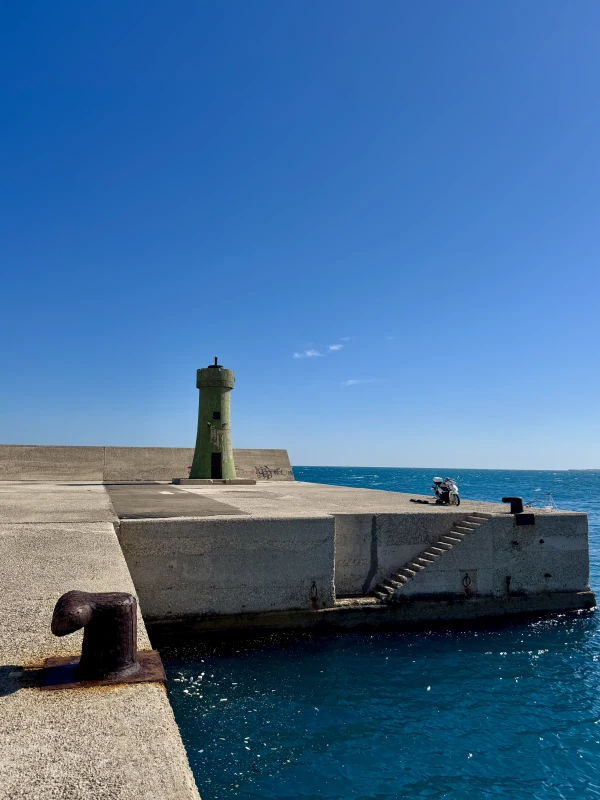 The Green Lighthouse of Punta Riso - фото достопримечательности 4