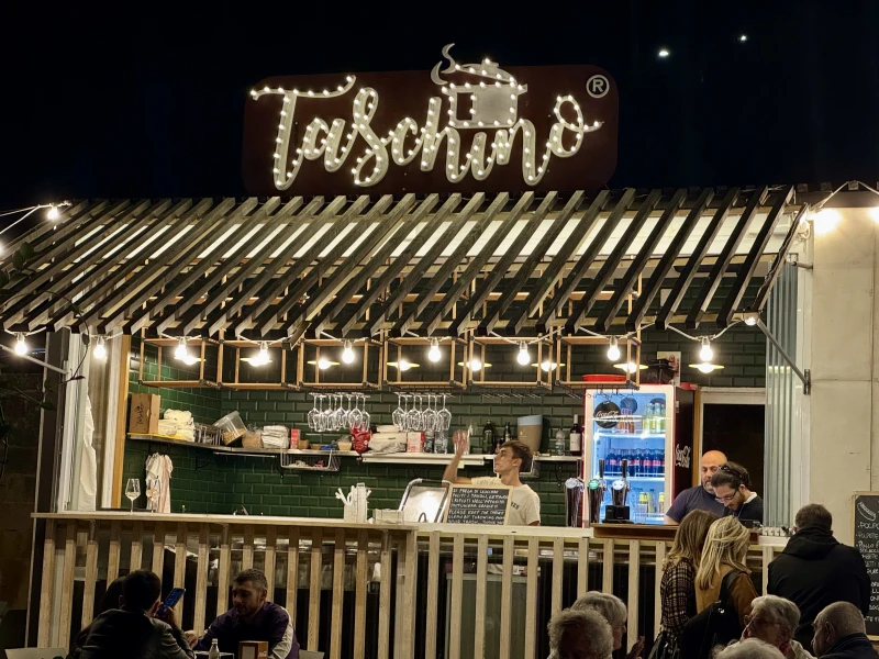 Taschino Street Sud – Street Food in Brindisi - фото достопримечательности 2