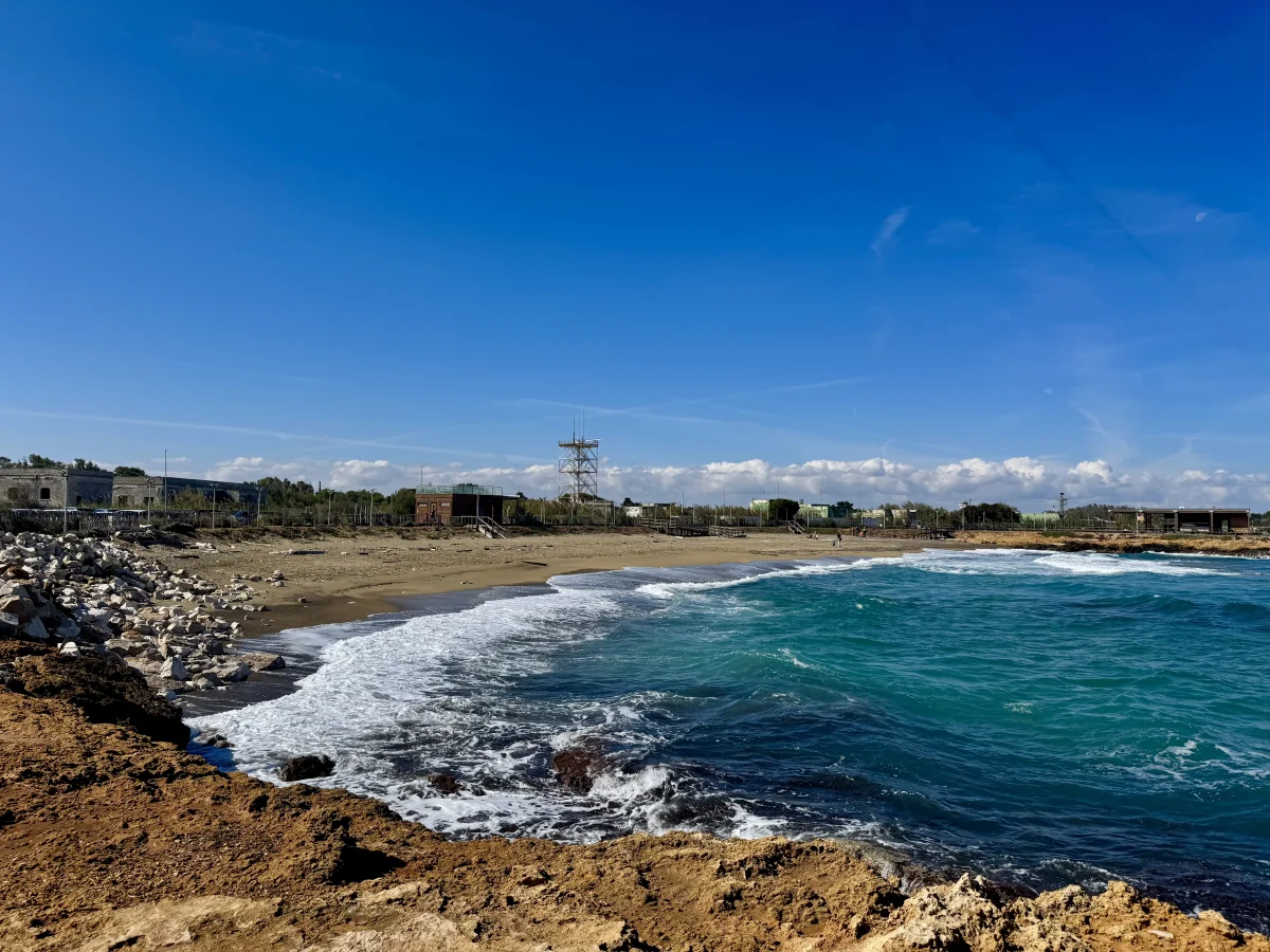 Cala Materdomini Beach - фото достопримечательности 1