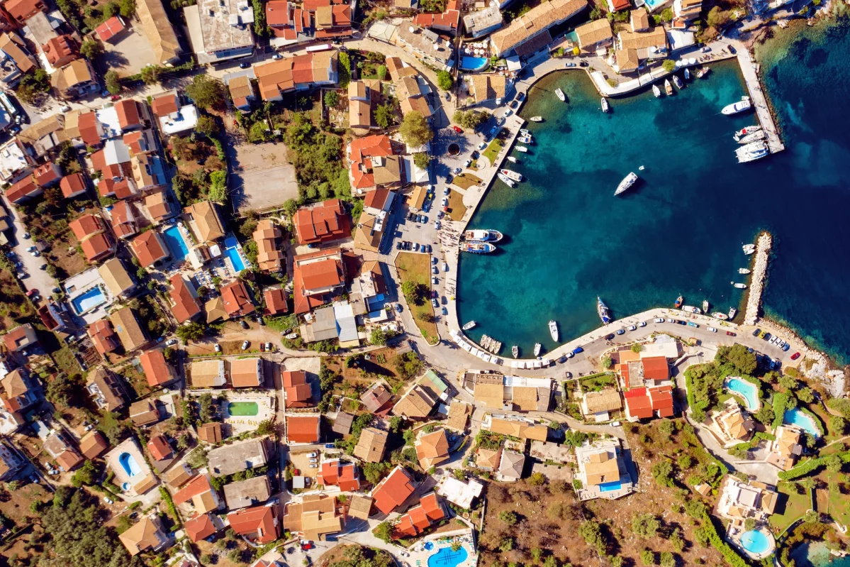 Kassiopi Harbour - фото марины 1