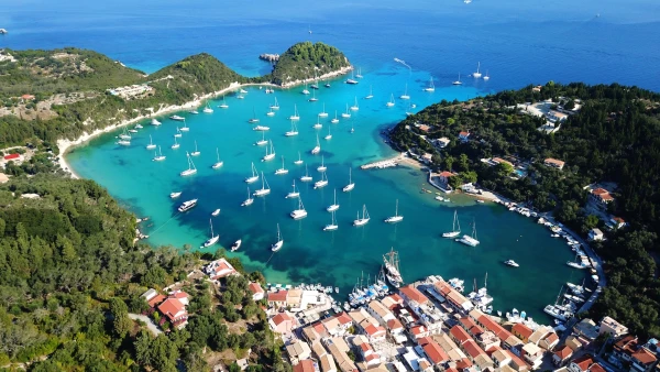 Paxos & Antipaxos - фото города 3