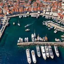 Hydra Town Port