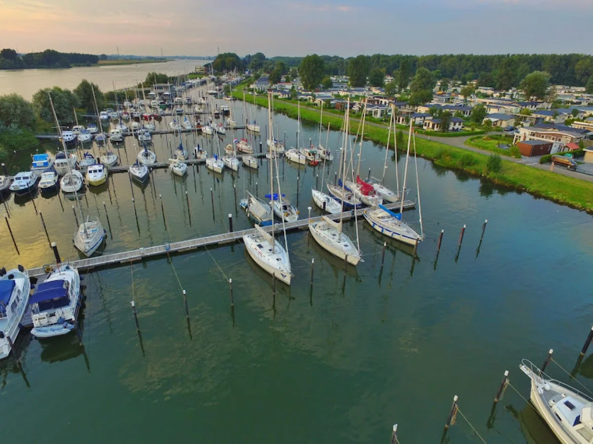 Marina De Kil - фото марины 1