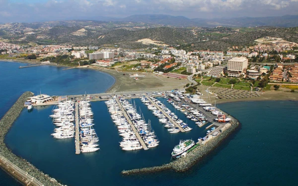 St Raphael Marina - фото марины 4