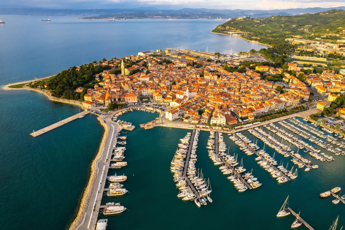 Marina Izola - фото марины 1
