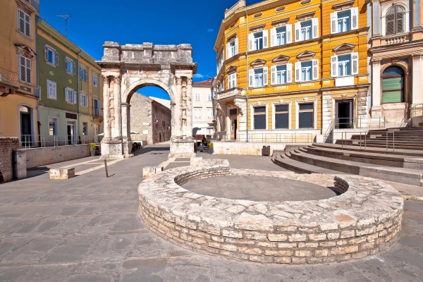 Pula - фото города 3