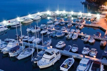 Marina Admiral