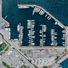 How to choose the right marina for your next stop