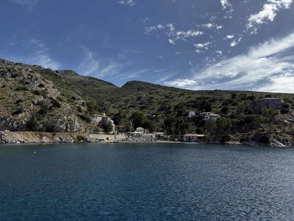 Anchorage near Hydra, Mandraki bay - anchorage photo 1