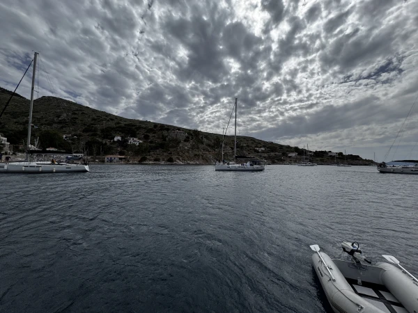 Anchorage near Hydra, Mandraki bay - anchorage photo 4
