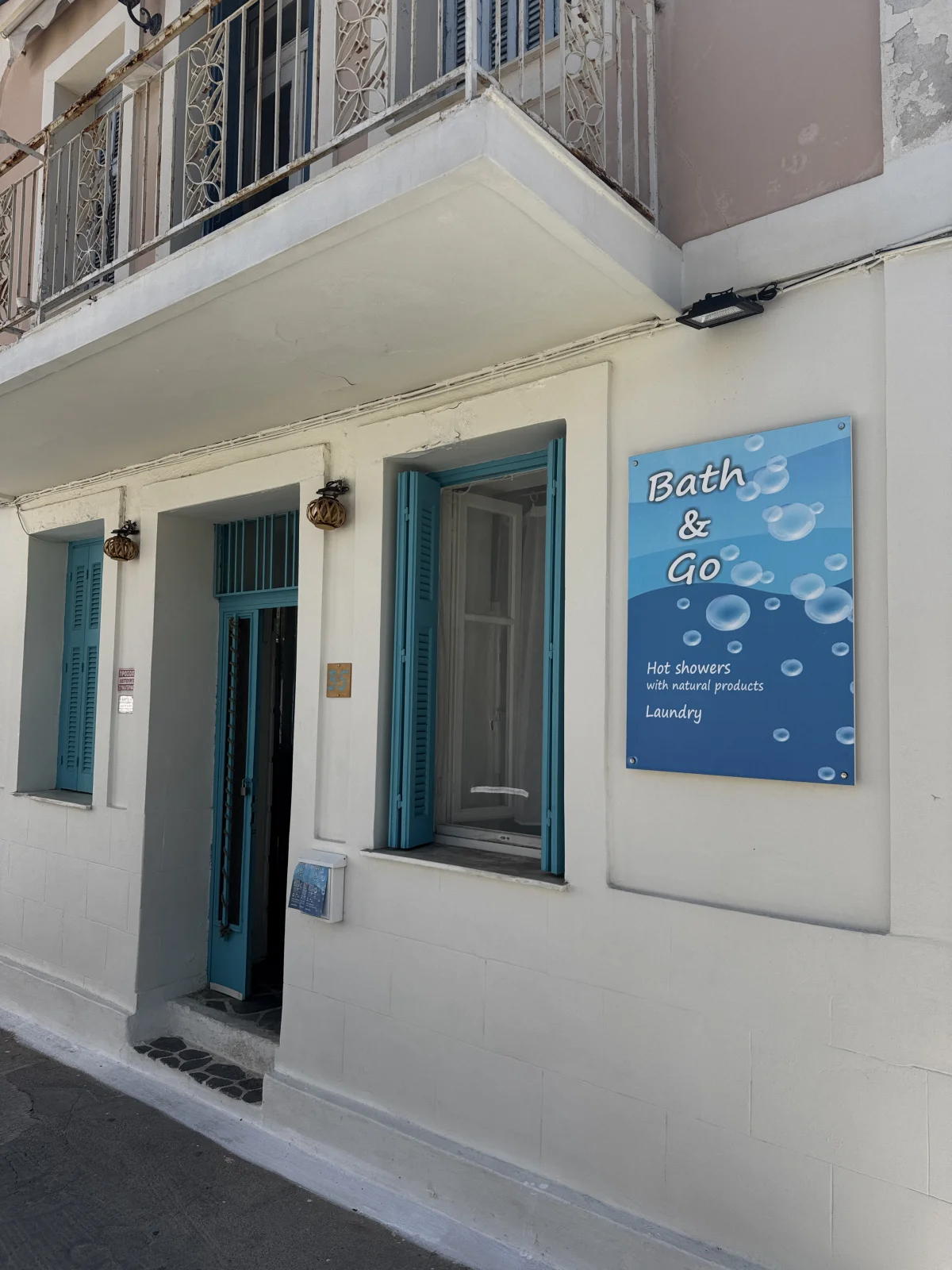 Bath and Go - store photo 1