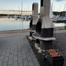 Grill Place on the Shore