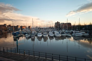 Hull Waterside & Marina