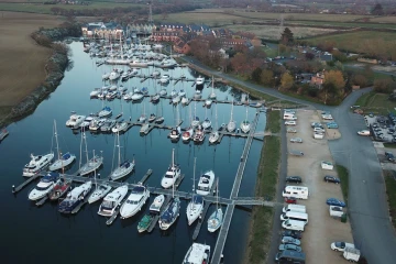 Island Harbour Marina