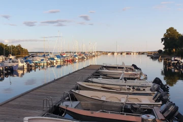 Svanevik Guest Harbour